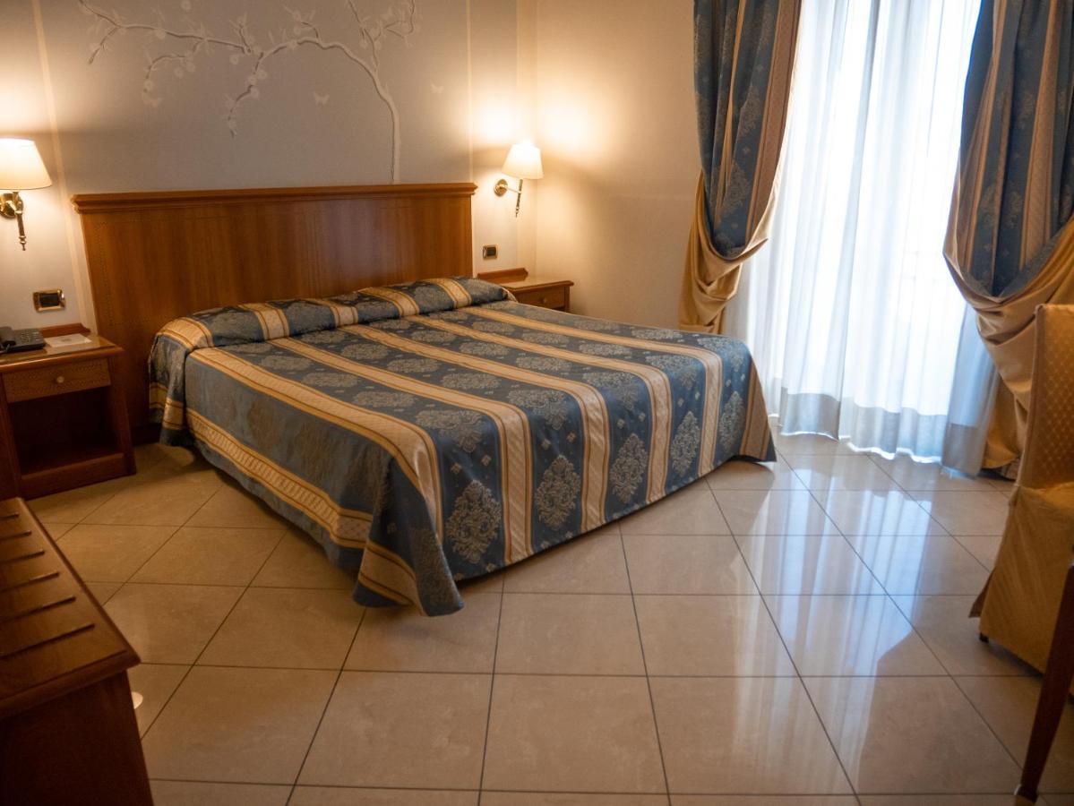 Dipendenza Hotel Londra Alessandria Exterior photo
